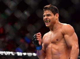 Пауло Коста просит отправить домашний адрес Адесаньи