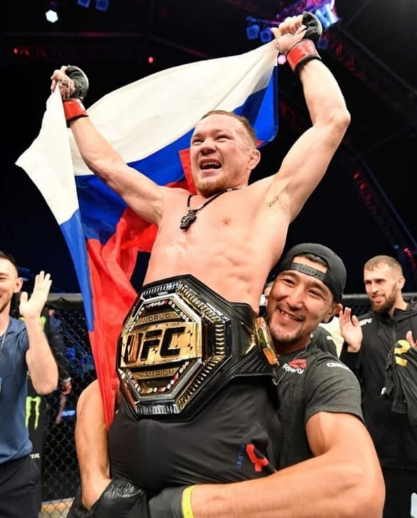 Ильяс Хамзин рассказал, как помог Петру Яну завоевать пояс UFC
