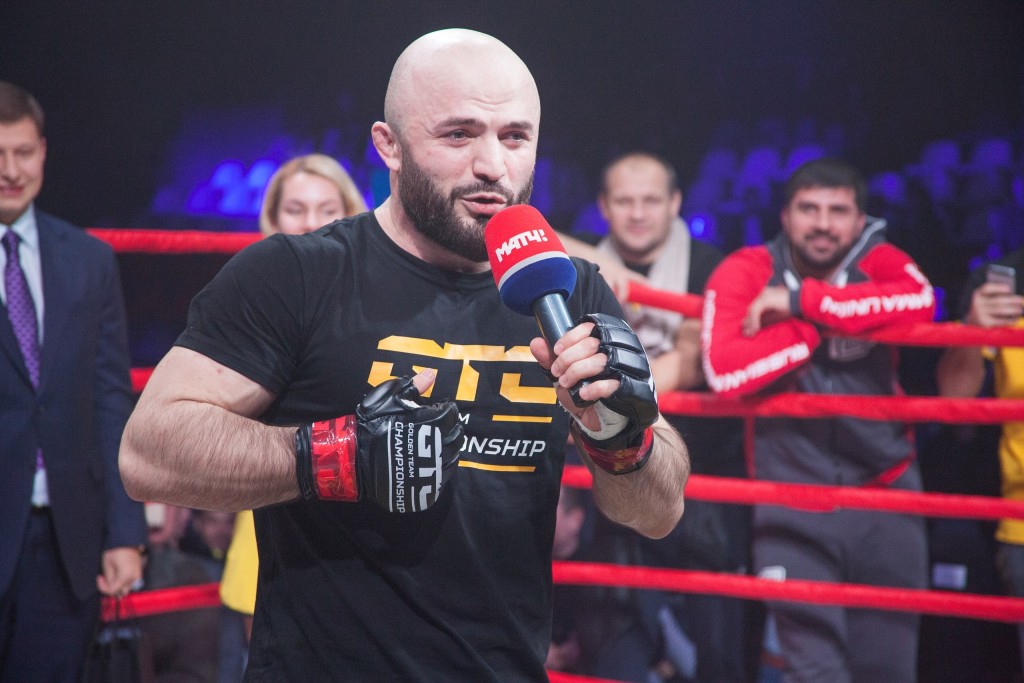 Озвучена сумма, которую заработал Исмаилов за бой с Емельяненко