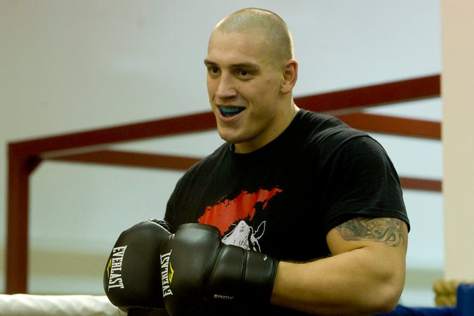 Российский экс-боец UFC угодил в колонию