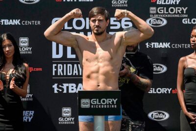Вахитов проиграл Верхувену в титульном бою на турнире Glory 100