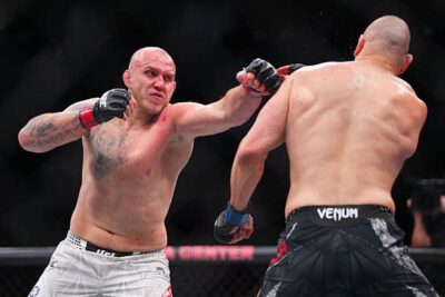 Спивак одержал уверенную победу над Делией на турнире UFC в Хьюстоне